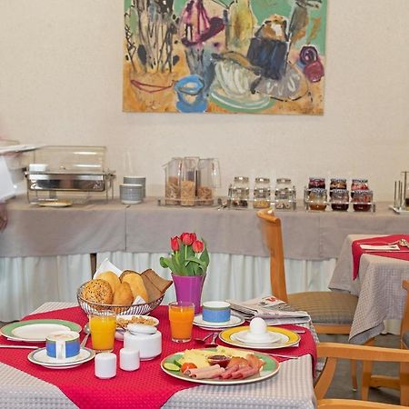 Thiesmann'S Hotel & Restaurant มึลไฮม์ อันแดร์ รัวร์ ภายนอก รูปภาพ