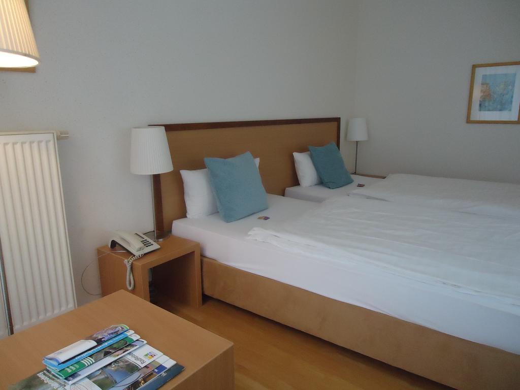 Thiesmann'S Hotel & Restaurant มึลไฮม์ อันแดร์ รัวร์ ภายนอก รูปภาพ
