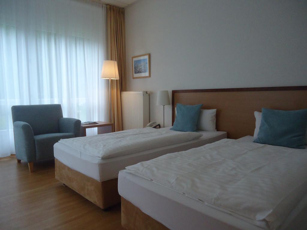 Thiesmann'S Hotel & Restaurant มึลไฮม์ อันแดร์ รัวร์ ภายนอก รูปภาพ